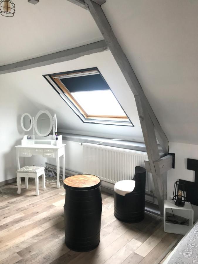 Chambre D'Hotes "Coquelicot" Nurlu Luaran gambar