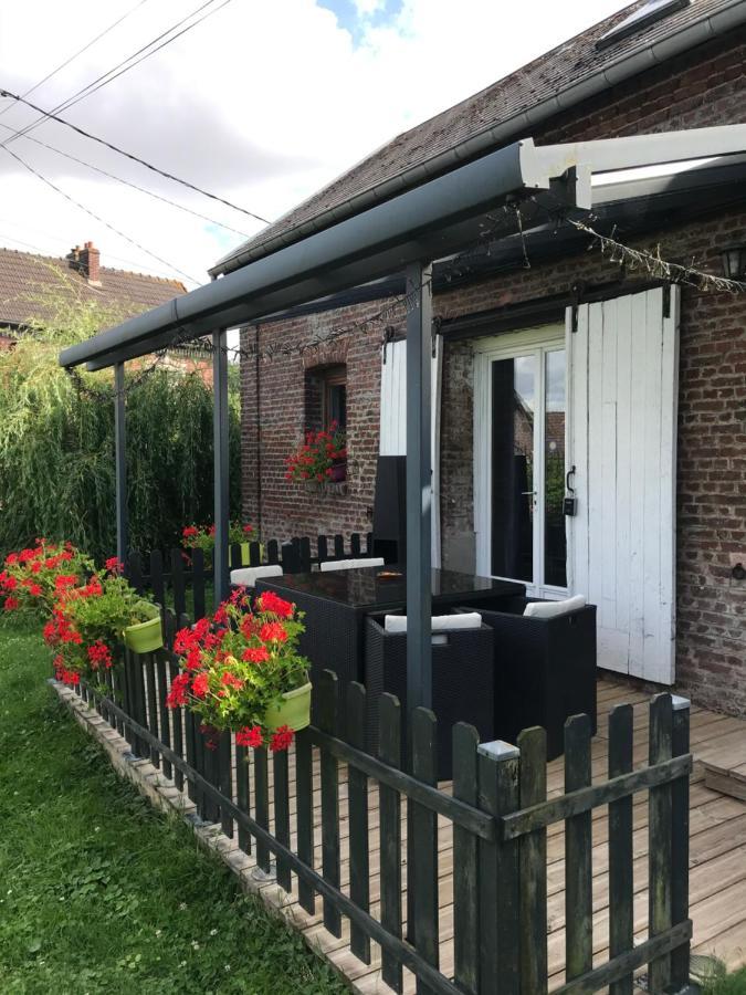 Chambre D'Hotes "Coquelicot" Nurlu Luaran gambar